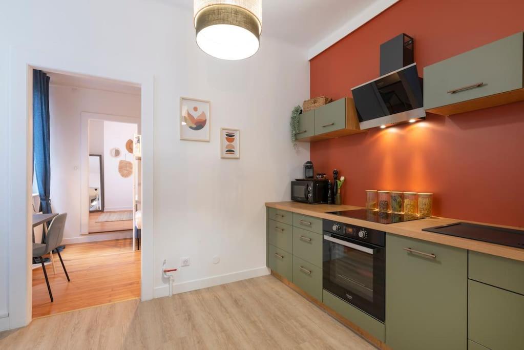Bohemian Bakoua & Chesterfield Cottage, Hyper-Centre Metz Bagian luar foto