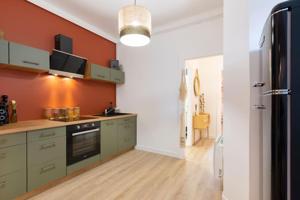 Bohemian Bakoua & Chesterfield Cottage, Hyper-Centre Metz Bagian luar foto