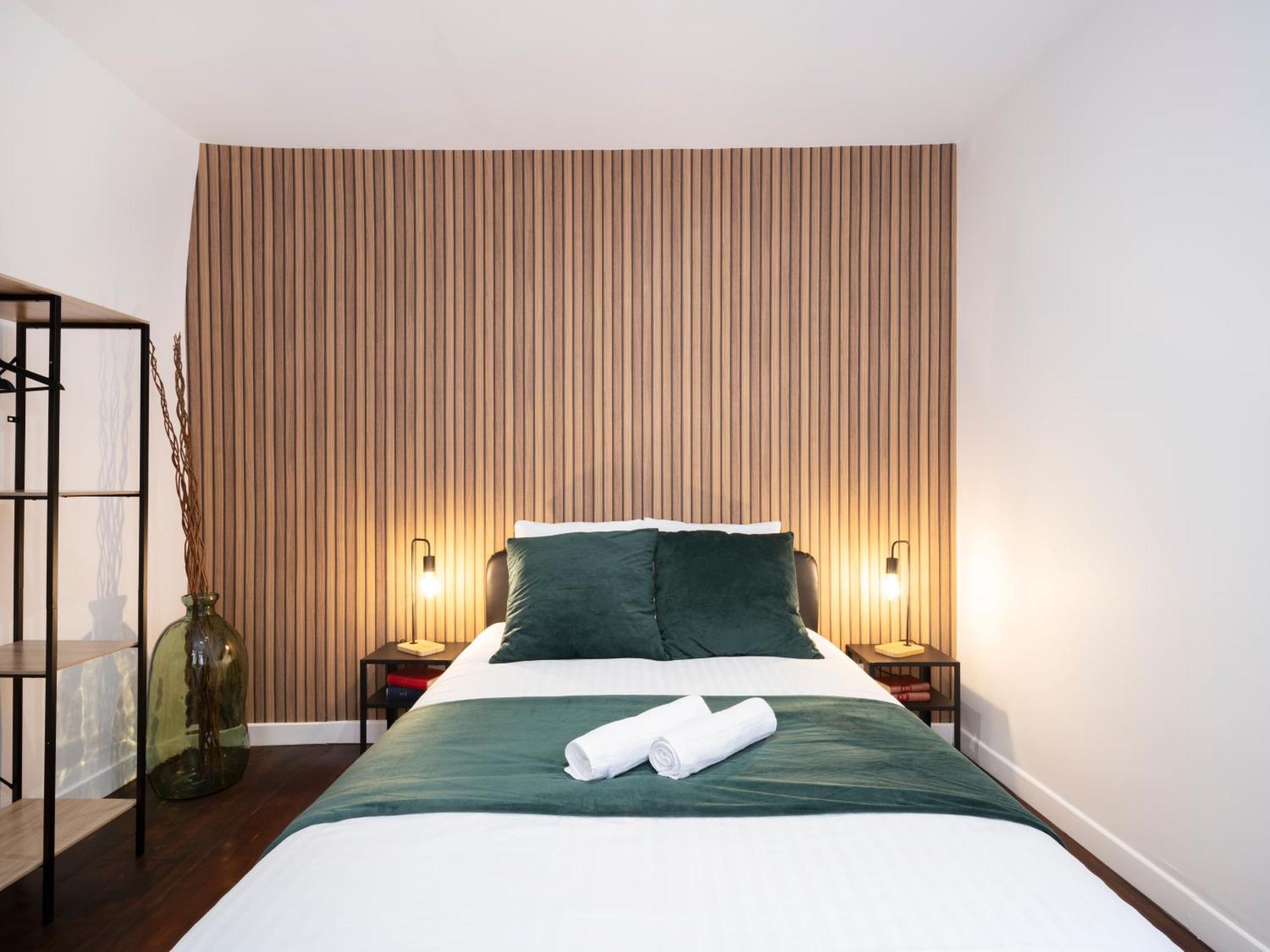 Bohemian Bakoua & Chesterfield Cottage, Hyper-Centre Metz Bagian luar foto